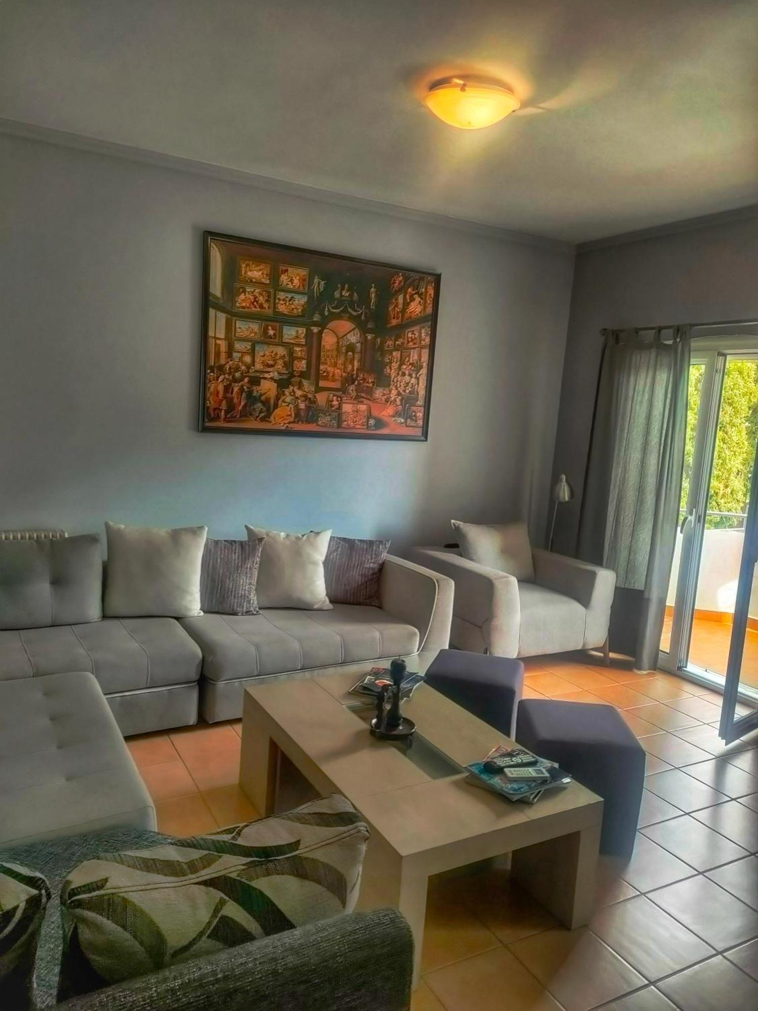 Home4U, Just 7Km From Airport Markópoulon Zewnętrze zdjęcie